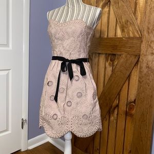 ✨HP ✨🛼 BCBGMAXAZRIA 🛼 Mauve cocktail dress